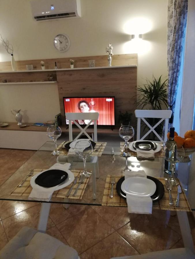Apartment Milagre Centro *